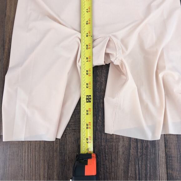 Spanx Thinstincts Open Bust Mid Thigh Bodysuit #10021P Plus Size 1X Soft Nude - Picture 14 of 15